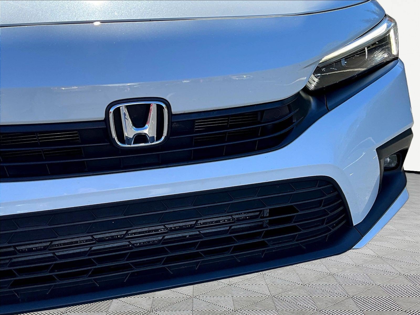 Used 2024 Honda Civic Touring image 32