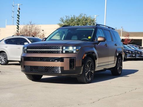 Used 2025 Hyundai Santa Fe Calligraphy image 3