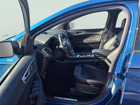 Used 2024 Ford Edge ST-Line w/ Class II Trailer Tow Package image 19