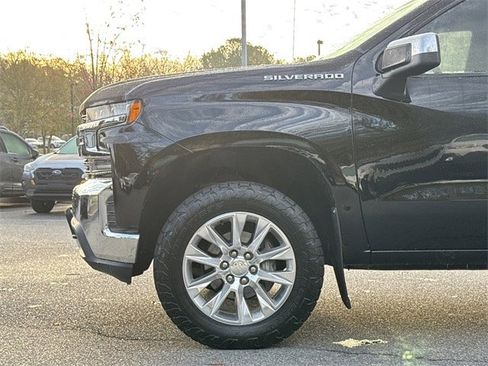 Used 2020 Chevrolet Silverado 1500 LT image 9