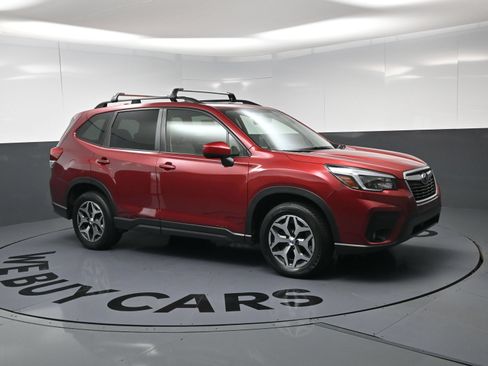 Used 2021 Subaru Forester Premium w/ Popular Package #1 AWD/4WD image 2