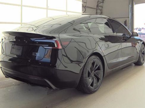 Used 2024 Tesla Model 3 Performance AWD/4WD image 9