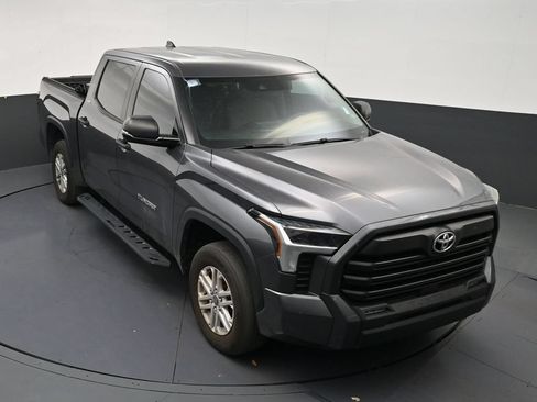 Used 2024 Toyota Tundra SR5 w/ SR5 Convenience Package AWD/4WD image 18