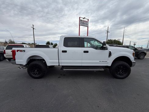 Used 2017 Ford F350 XLT w/ FX4 Off-Road Package AWD/4WD image 6