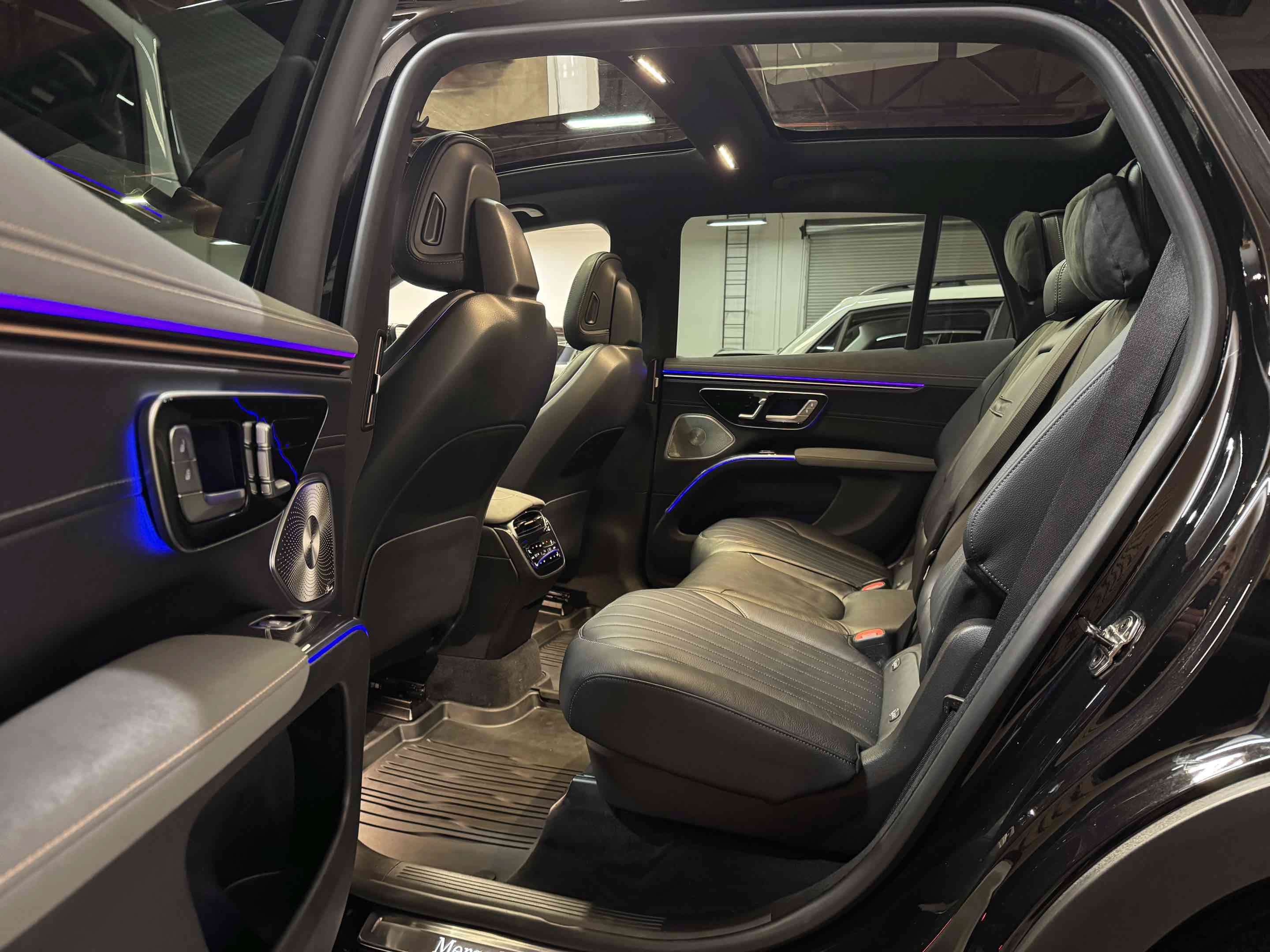 Used 2023 Mercedes-Benz EQS 450+ SUV image 5