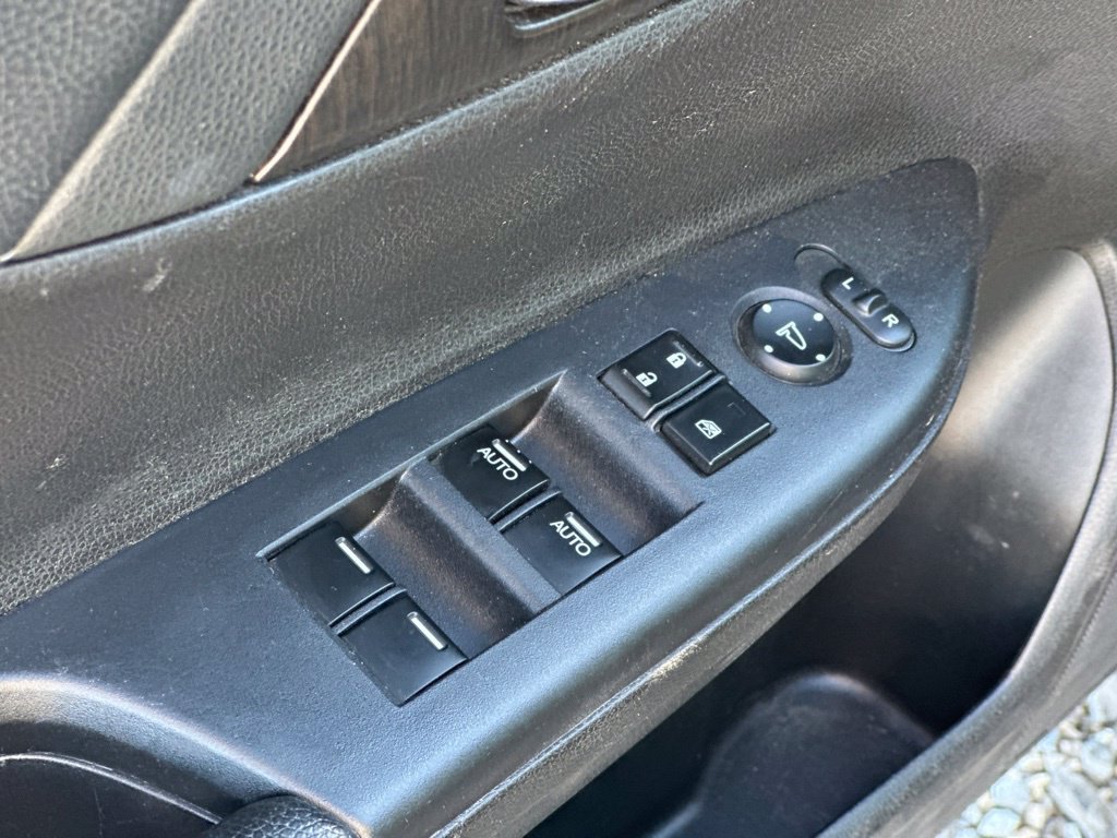 Used 2014 Honda Accord EX-L image 2