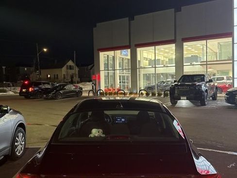 Used 2021 Hyundai Elantra Blue w/ Cargo Package image 4