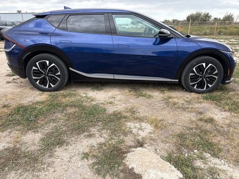 Used 2023 Kia EV6 Wind AWD/4WD image 6