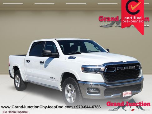 Used 2025 RAM 1500 Big Horn AWD/4WD image 1