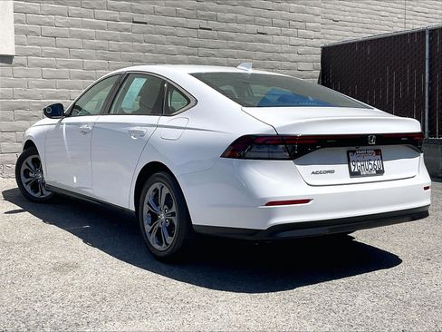 Used 2023 Honda Accord EX image 10
