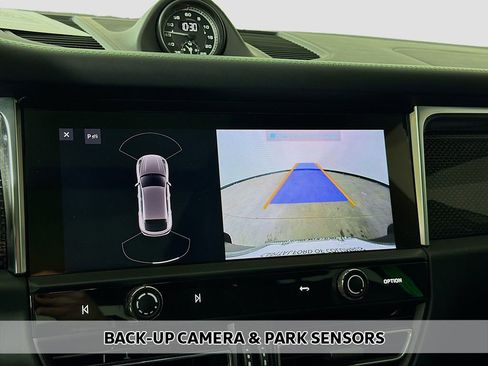 Used 2024 Porsche Macan GTS image 6