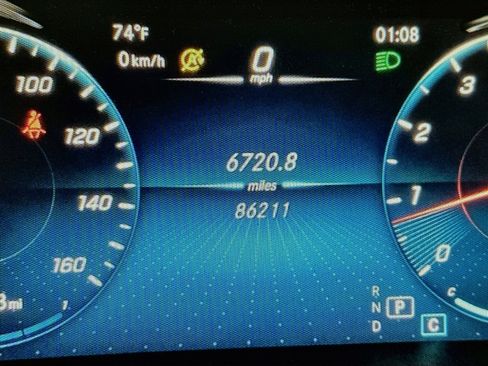 Used 2020 Mercedes-Benz GLC 300 4MATIC image 18