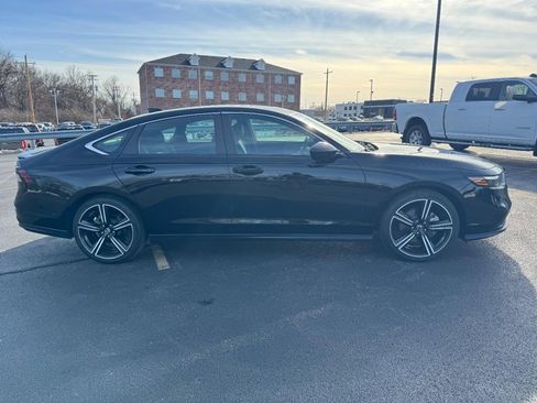 Certified 2023 Honda Accord Sport image 2