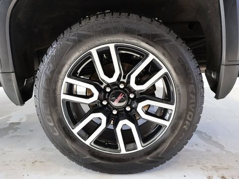 Certified 2019 GMC Sierra 1500 AT4 image 42