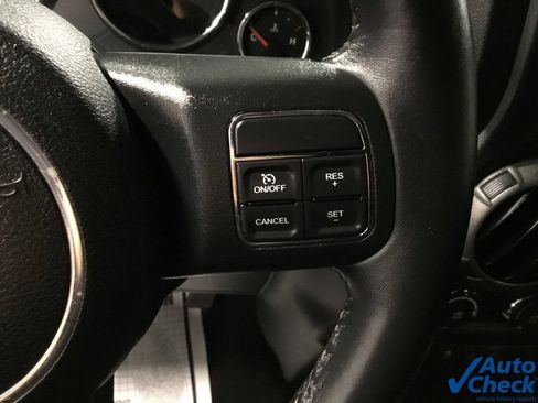 Used 2014 Jeep Wrangler Sport AWD/4WD image 36
