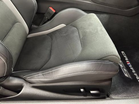 Used 2021 Chevrolet Camaro SS RWD image 46