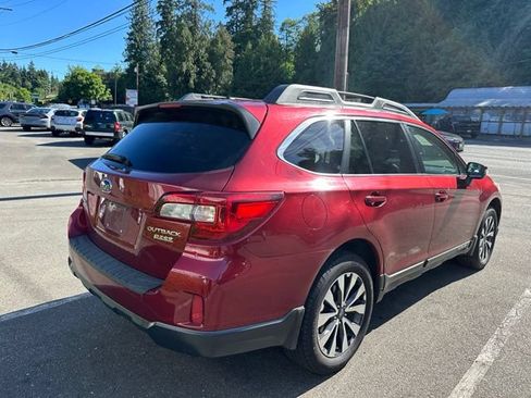 Used 2015 Subaru Outback 2.5i Limited AWD/4WD image 5
