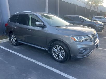 Used 2020 Nissan Pathfinder S