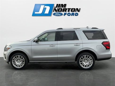 Used 2024 Ford Expedition Limited image 6