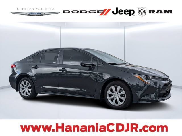 Used 2026 Toyota Corolla LE FWD image 1