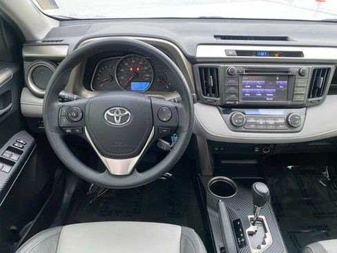 Used 2015 Toyota RAV4 XLE image 11