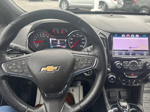 Used 2016 Chevrolet Cruze Premier image 18