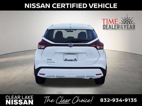 Certified 2025 Nissan Kicks Play S FWD image 7