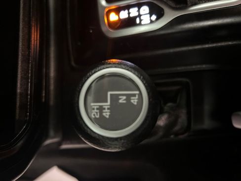 Used 2020 Jeep Wrangler Unlimited Sport S image 29