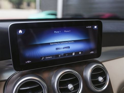 Used 2020 Mercedes-Benz GLC 300 image 21