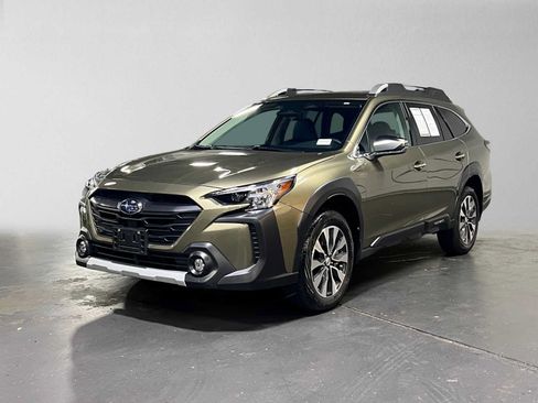Used 2025 Subaru Outback Touring XT AWD/4WD image 7