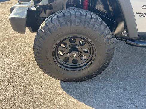 Used 2017 Jeep Wrangler Unlimited Sport w/ Quick Order Package 24S image 36