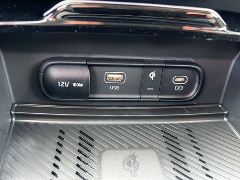 Certified 2025 Kia Sportage EX image 57