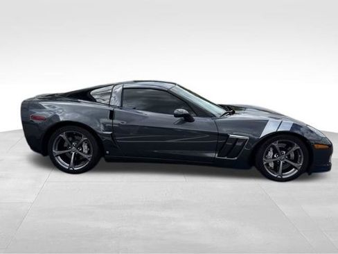 Used 2011 Chevrolet Corvette Grand Sport w/ Preferred Equipment Group RWD image 9