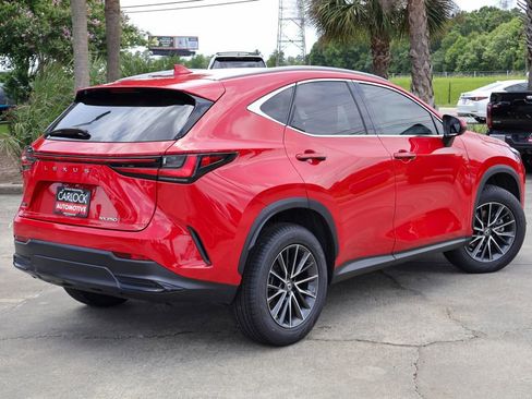 Used 2022 Lexus NX 250 FWD image 2