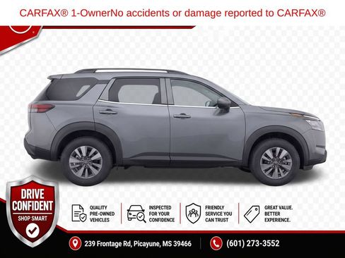 Used 2025 Nissan Pathfinder SV AWD/4WD image 9