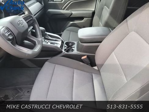 Used 2023 Chevrolet Colorado Trail Boss w/ LPO, Dark Essentials Package AWD/4WD image 24