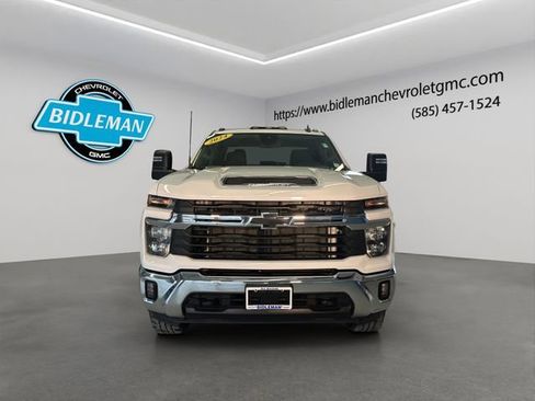 Used 2024 Chevrolet Silverado 2500 LT image 29