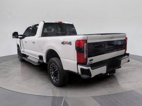 Used 2026 Ford F250 Platinum AWD/4WD image 3