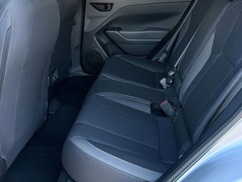 Used 2025 Subaru Crosstrek 2.0i Premium image 11