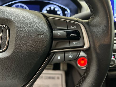Used 2022 Honda Accord Sport image 19