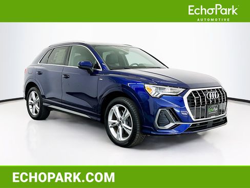 Used 2023 Audi Q3 2.0T Premium Plus w/ Premium Plus Package AWD/4WD image 1