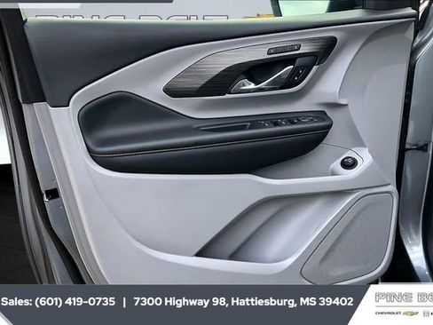 Certified 2021 GMC Terrain SLT image 17