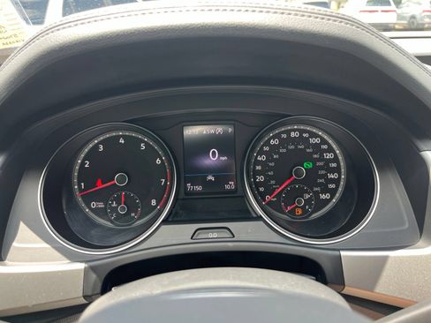 Used 2021 Volkswagen Atlas SE w/ Towing Package FWD image 21