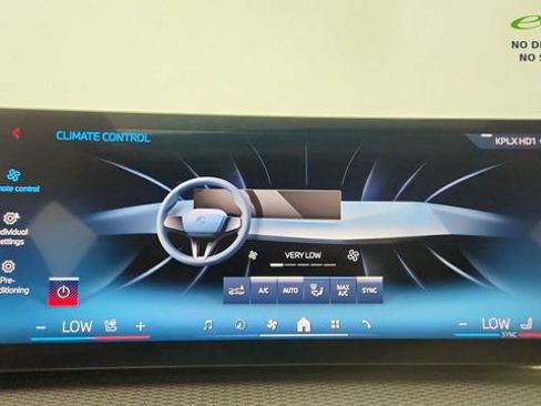Used 2025 BMW M340i Sedan RWD image 45