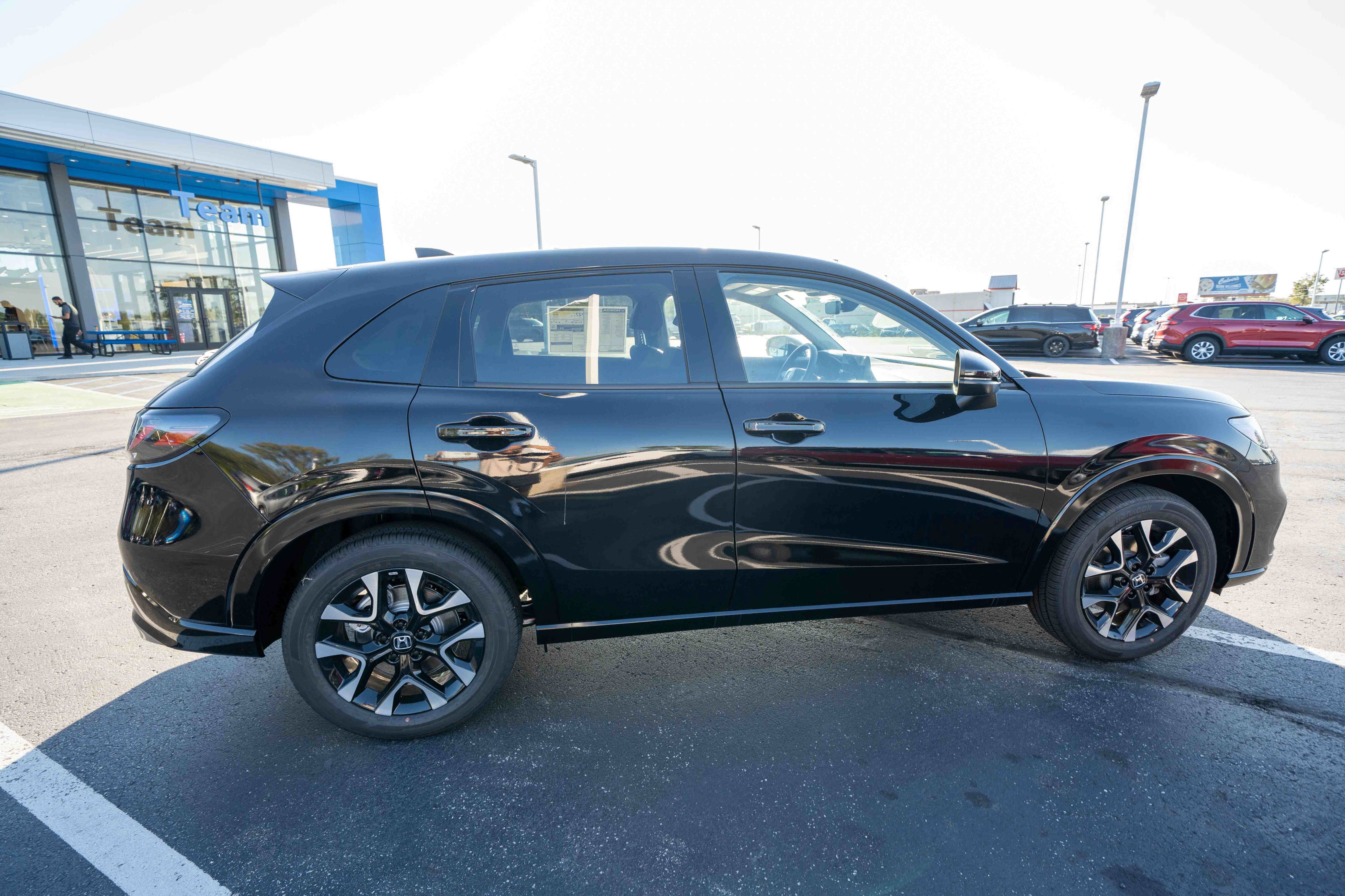 New 2027 Honda HR-V EX-L image 6