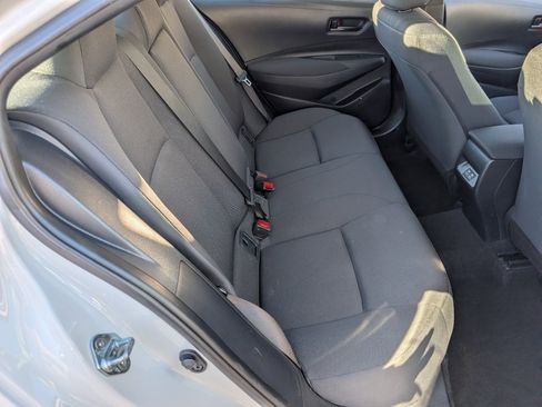 Used 2023 Toyota Corolla LE image 5