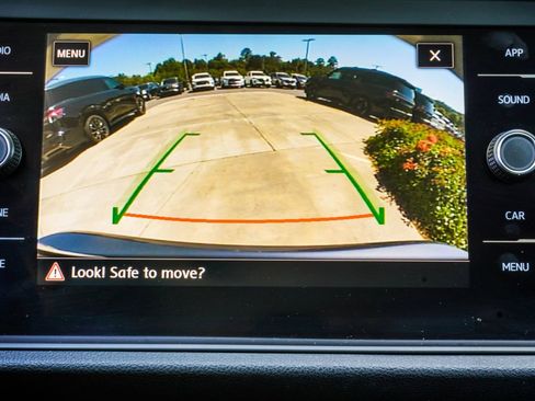 Used 2020 Volkswagen Jetta SEL FWD image 24