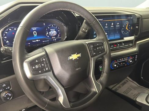 Used 2024 Chevrolet Silverado 1500 LT RWD image 23