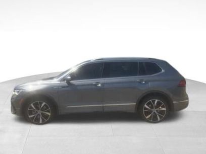 Used 2022 Volkswagen Tiguan SEL R-Line