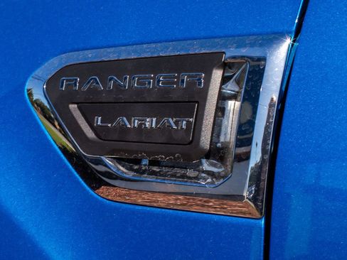 Used 2023 Ford Ranger Lariat w/ FX4 Off-Road Package image 10